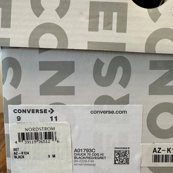 CDG Chuck 70 Hi Top Sneakers - Picture 5 of 5